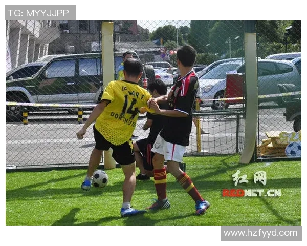 铲铲足球：探索这项新兴运动的魅力与挑战，感受团队合作的力量与激情